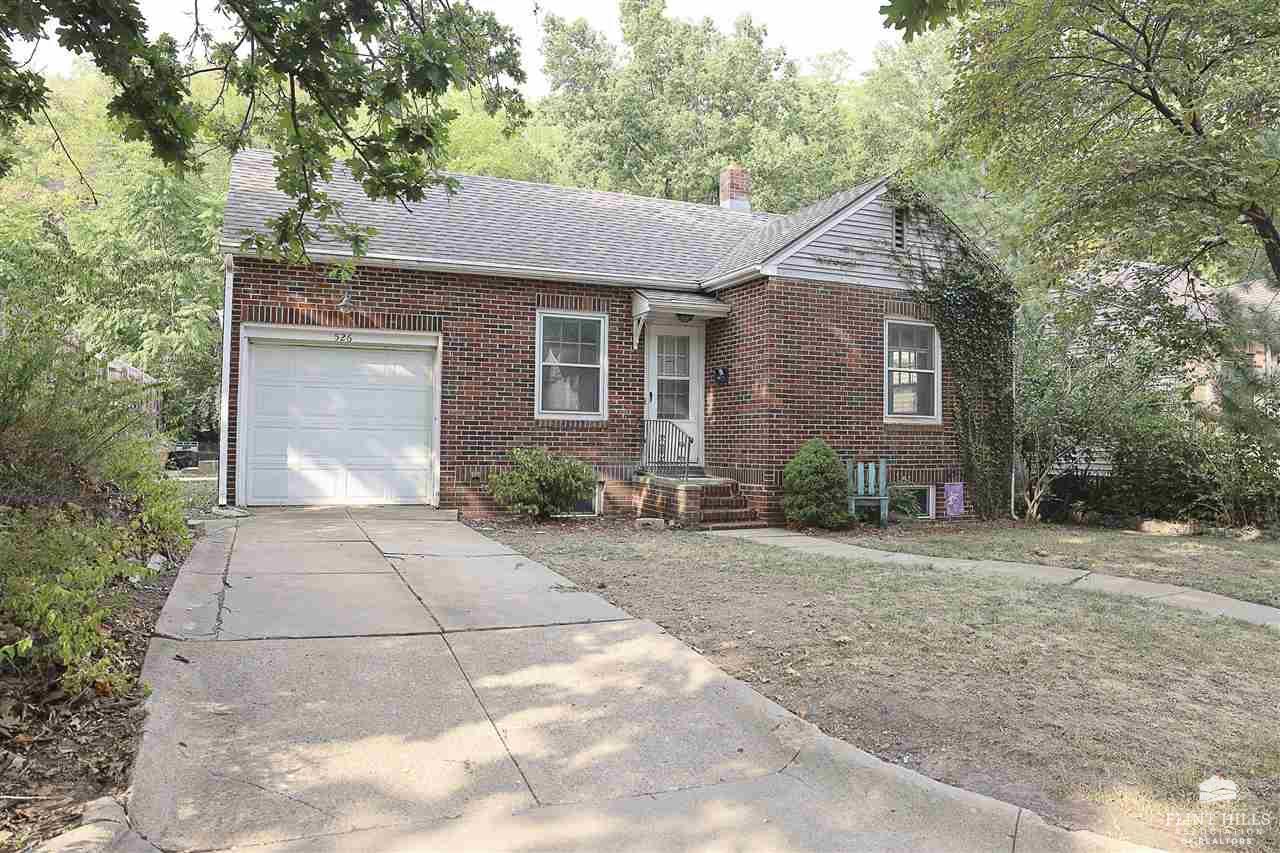 526 Bertrand St, Manhattan, KS 66502 MLS 20232344 Redfin