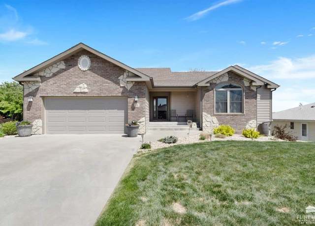 Property at 116 N Dartmouth Dr, Manhattan, KS 66503, 5 beds, 3 baths