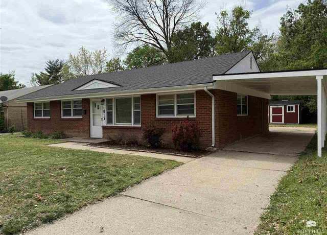 Property at 1513 Hartford Rd, Manhattan, KS 66502, 4 beds, 1 bath