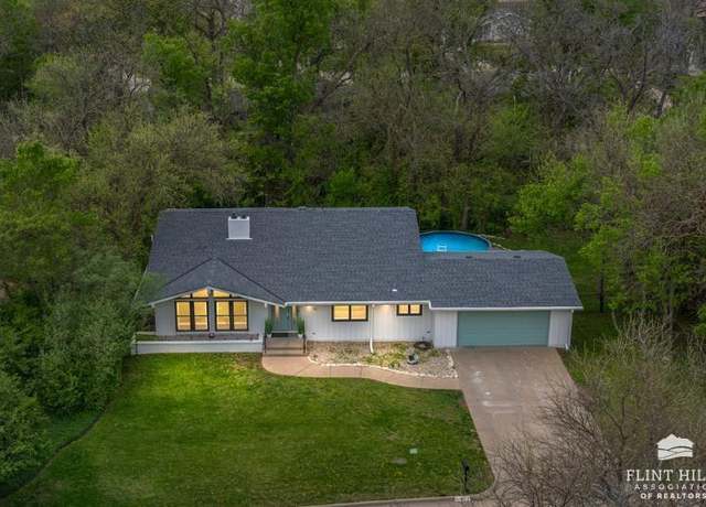 Property at 1907 Bluestem Ter, Manhattan, KS 66502, 4 beds, 3 baths