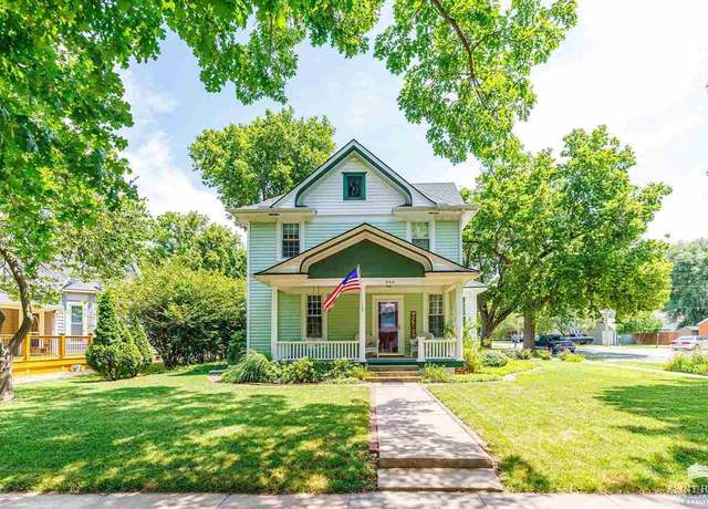 Property at 444 Pearl St, Rossville, KS 66533, 3 beds, 2 baths
