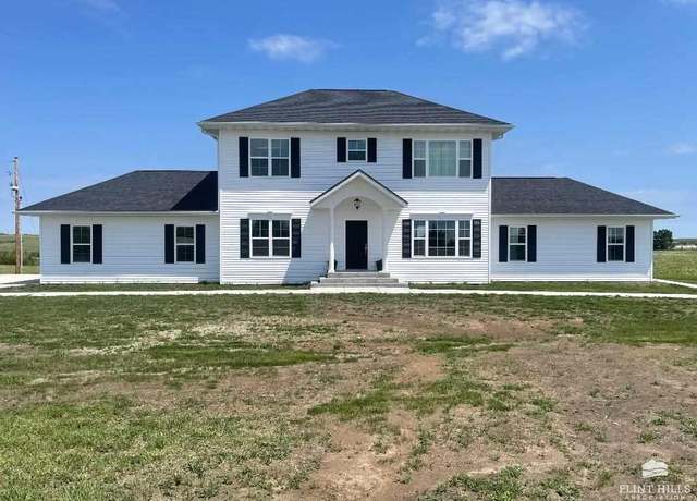 Property at 28221 Doyle Creek Rd, St. Marys, KS 66536, 6 beds, 3 baths