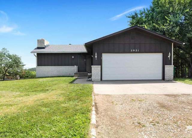 Property at 5921 Sharm Dr, Manhattan, KS 66503, 3 beds, 2 baths