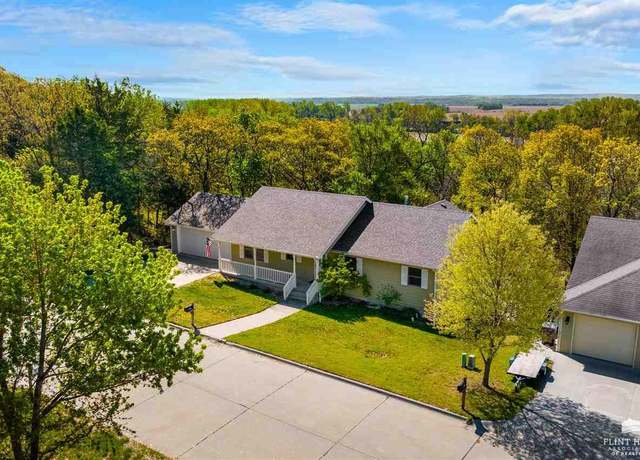 Property at 314 Lockett Ln, St. George, KS 66535, 4 beds, 3 baths