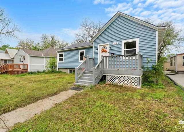 Property at 1418 Houston St, Manhattan, KS 66502, 4 beds, 2 baths