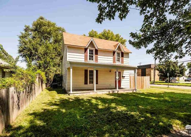 Property at 506 N Webster St, Junction City, KS 66441, 3 beds, 1.5 baths