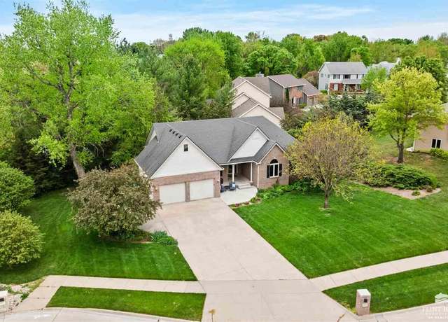Property at 909 Overhill Rd Rd, Manhattan, KS 66503, 4 beds, 3 baths