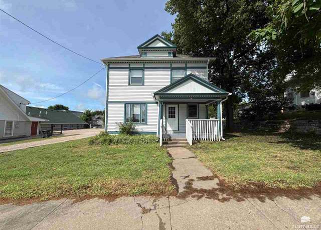 Property at 19 N Belfry St, Council Grove, KS 66846, 4 beds, 2 baths
