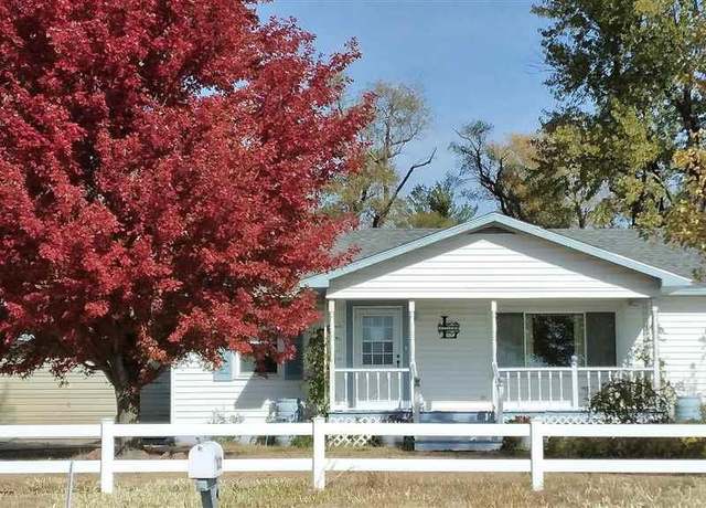 Property at 7122 Old Hwy 40, Junction City, KS 66441, 3 beds, 2 baths