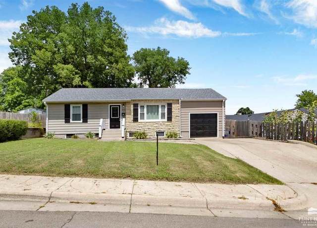 Property at 210 W Ash St, Junction City, KS 66441, 4 beds, 2 baths
