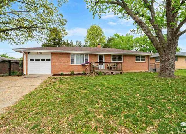 Property at 1416 University Dr, Manhattan, KS 66502, 3 beds, 2 baths