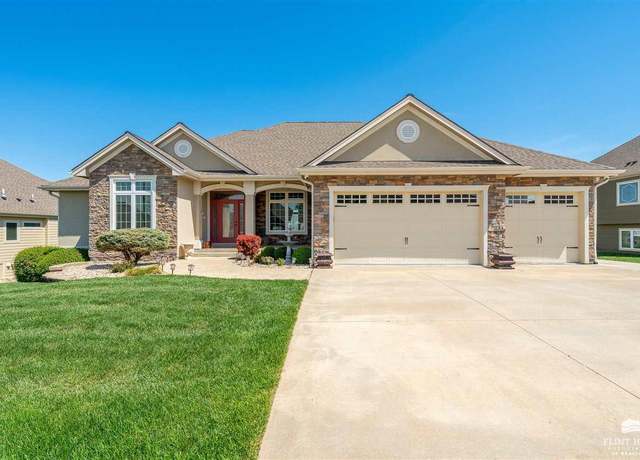 Property at 3624 Hawthorne Woods Ter, Manhattan, KS 66503, 6 beds, 4.5 baths