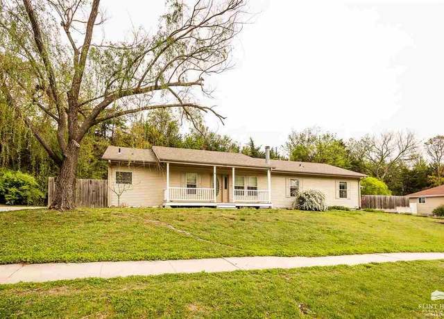 Property at 620 Skyline Dr, Junction City, KS 66441, 4 beds, 2 baths