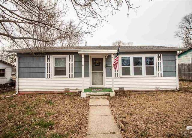 Property at 1209 Downtain St, Junction City, KS 66441, 3 beds, 1 bath