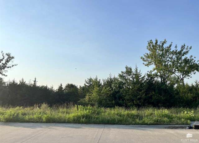 Property at 4884 Nature Ave, Manhattan, KS 66502