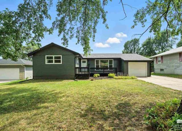 Property at 505 Coronado Dr, Junction City, KS 66441, 4 beds, 2.5 baths