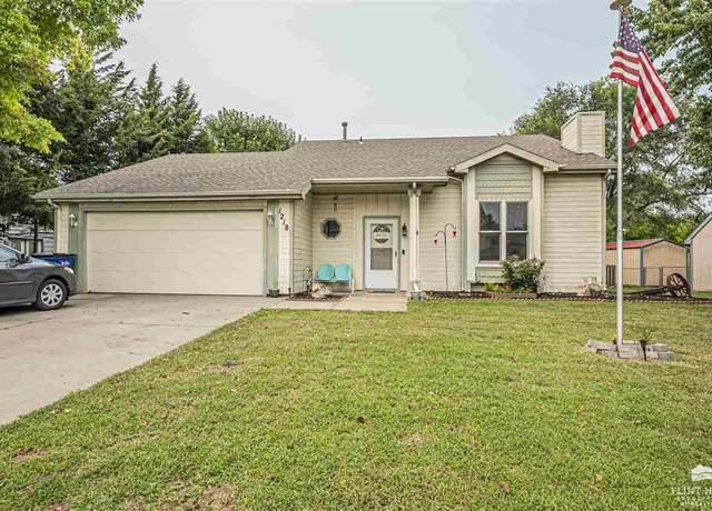 Property at 1218 Caroline Ave, Junction City, KS 66441, 4 beds, 2 baths
