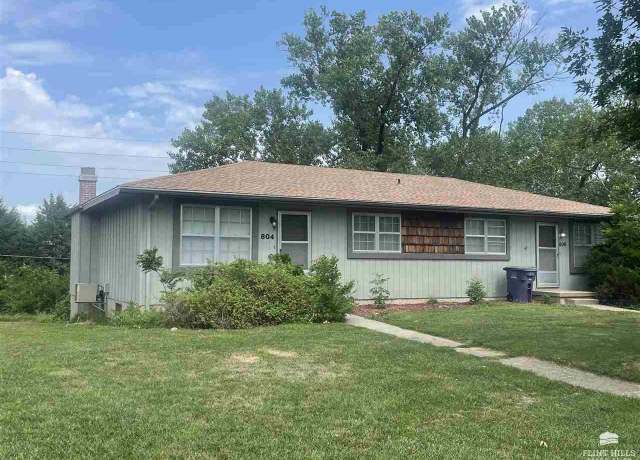 Property at 804 Dondee Dr Unit 804 DONDEE, Manhattan, KS 66503, 5 beds, 3 baths