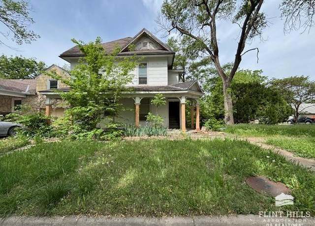 Property at 203 S 1st St, Herington, KS 67449, 4 beds, 2 baths