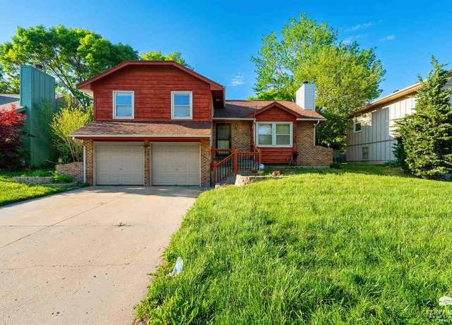 Property at 5808 SW 17th St St, Topeka, KS 66604, 4 beds, 2.5 baths