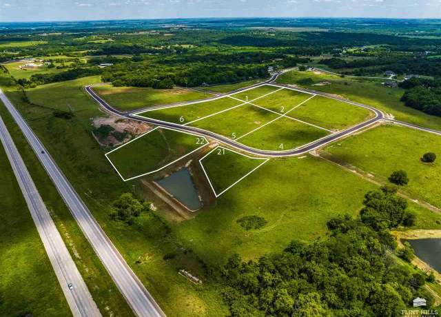 Property at 14344 Prairie Trail Trl, Wamego, KS 66547