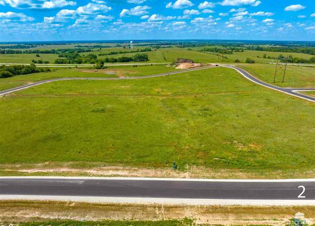 Property at 14223 Prairie Trail Trl, Wamego, KS 66547