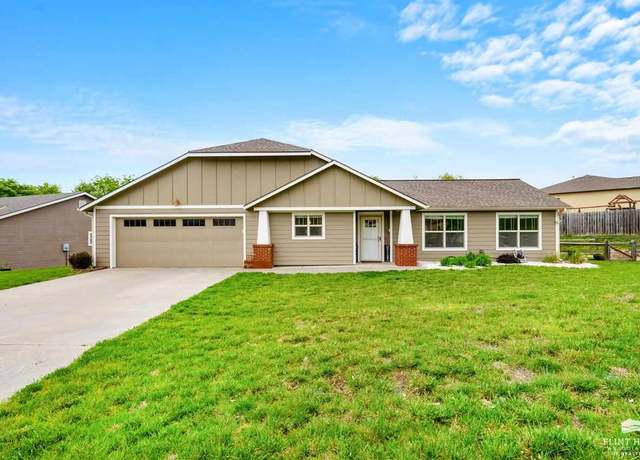 Property at 5308 Stonecrest Dr, Manhattan, KS 66503, 3 beds, 2 baths