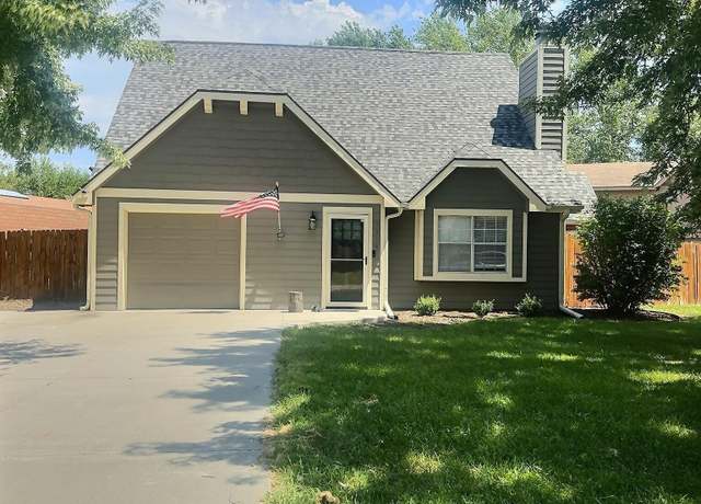 Property at 3318 Valleydale Dr, Manhattan, KS 66502, 4 beds, 2 baths