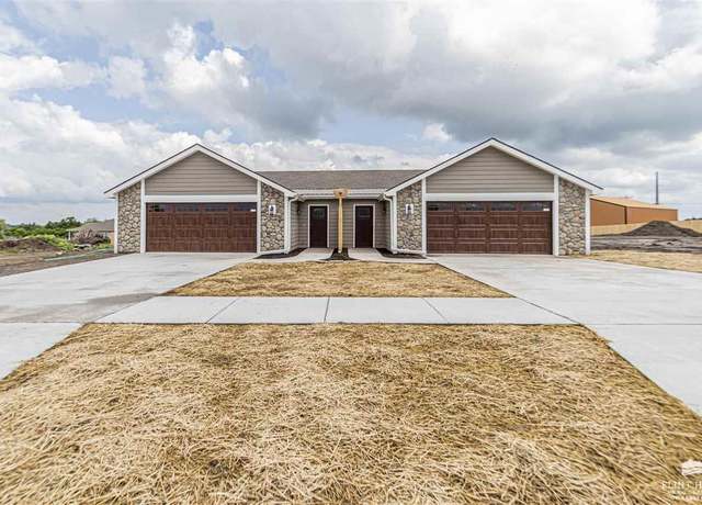 Property at 2044 Sutter Woods Rd, Junction City, KS 66441, 3 beds, 2 baths