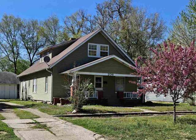 Property at 206 SE 2nd St, Abilene, KS 67410, 4 beds, 2 baths