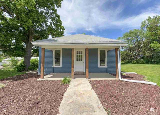 Property at 315 N Broadway St, Riley, KS 66531, 2 beds, 1 bath