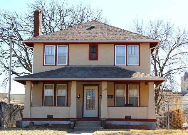 Property at 415 Leavenworth Street St, Manhattan, KS 66502, 5 beds, 3 baths