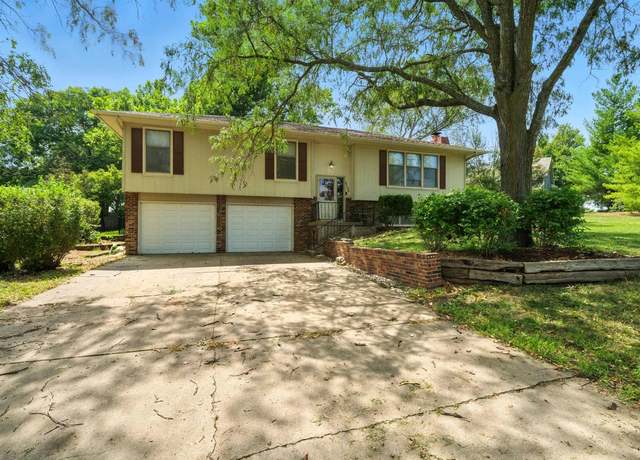 Property at 3135 Amherst Ave, Manhattan, KS 66503, 4 beds, 3 baths