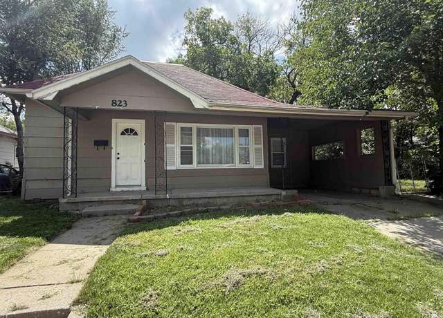 Property at 823 W 11th St, Junction City, KS 66441, 3 beds, 1 bath