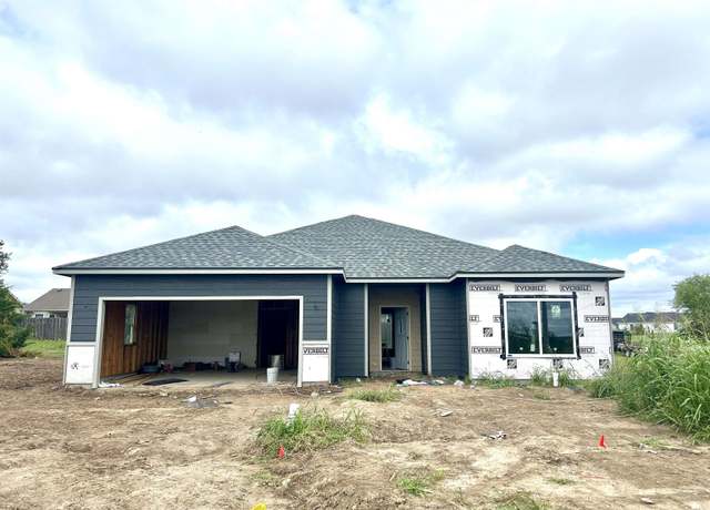 Property at 2520 Karen Ln, Junction City, KS 66441, 3 beds, 2 baths