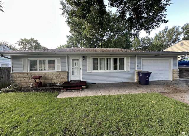 Property at 713 W Spruce St, Junction City, KS 66441, 3 beds, 2 baths