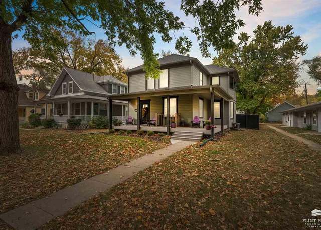 Property at 610 Vattier St, Manhattan, KS 66502, 5 beds, 3.5 baths