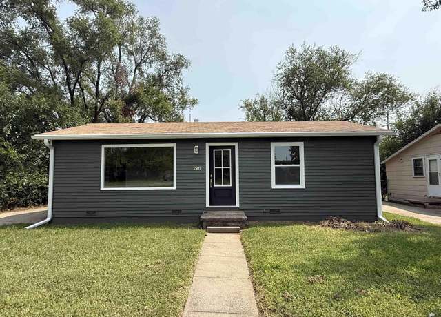 Property at 1505 Dean, Junction City, KS 66441, 2 beds, 1 bath