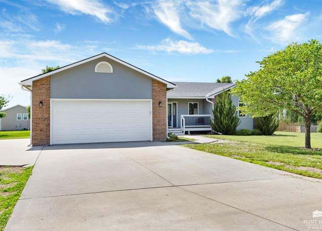 Property at 8629 Eagles Landing Cir, Manhattan, KS 66502, 5 beds, 3 baths