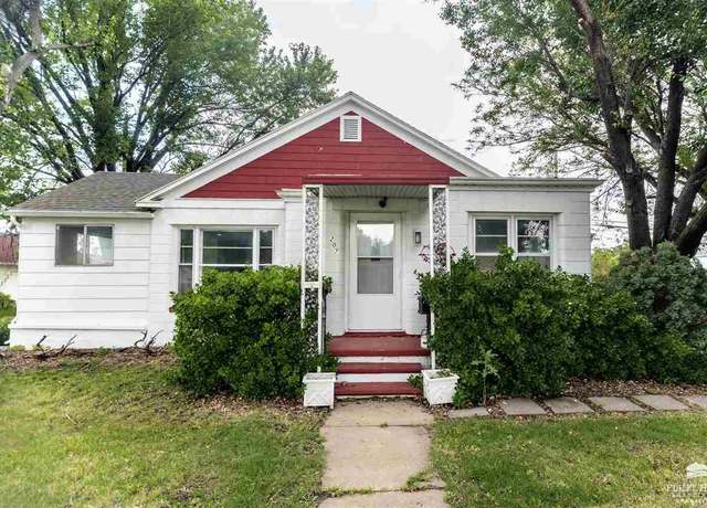 Property at 207 Charles Rd, Abilene, KS 67410, 2 beds, 2 baths