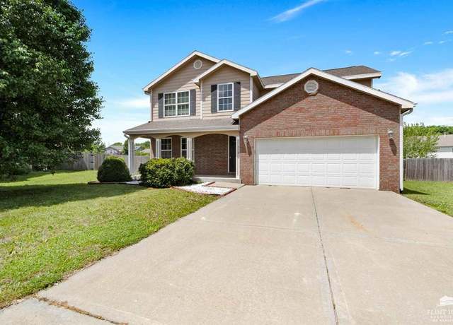 Property at 508 Stone Glenn Cir, Manhattan, KS 66503, 6 beds, 2.5 baths