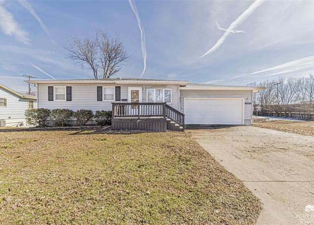 Property at 1503 N Campbell, Abilene, KS 67410, 5 beds, 2 baths