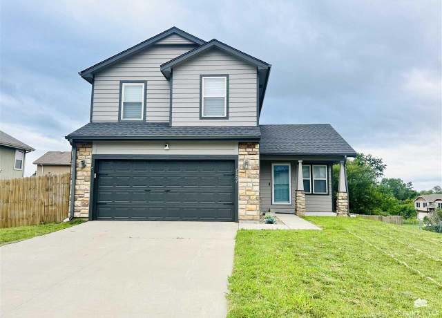 Property at 2607 Paige Ln, Junction City, KS 66441, 3 beds, 2.5 baths