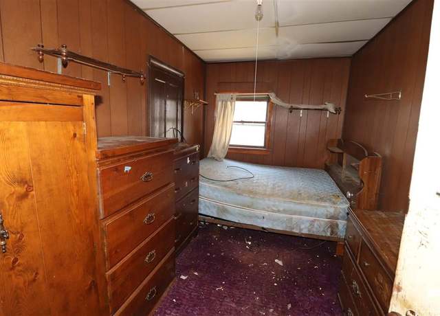 Property at 207 E 11th St, Junction City, KS 66441, 1 bed, 1 bath