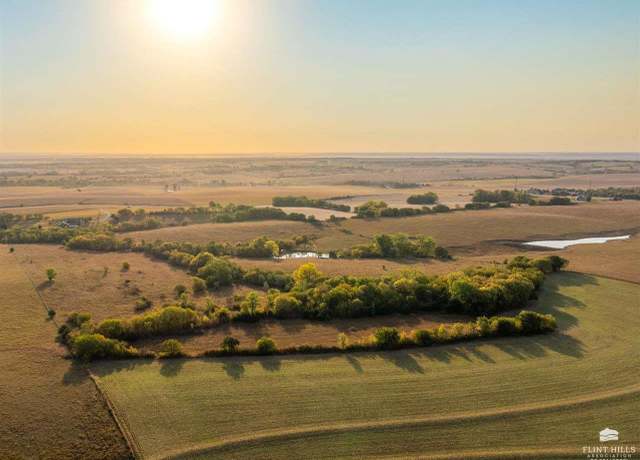 Property at 00000 Vineyard Rd, Wamego, KS 66547