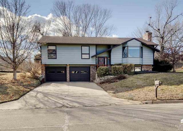Property at 136 E J Frick Dr, Manhattan, KS 66503, 4 beds, 3 baths