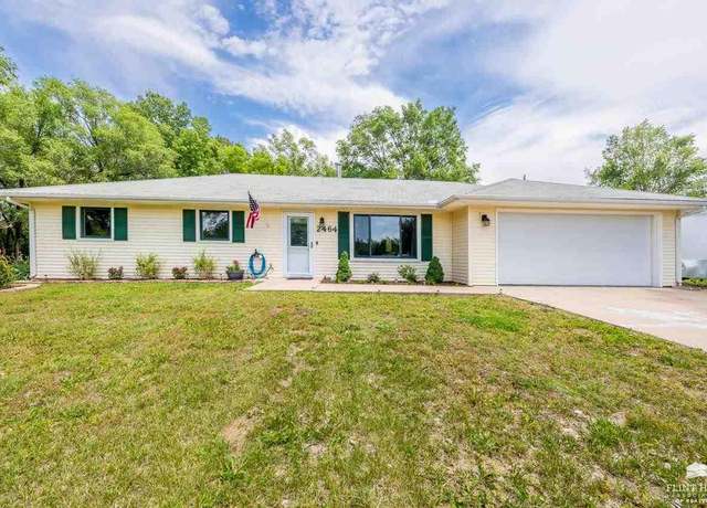 Property at 2464 Woodside Ln, Manhattan, KS 66503, 3 beds, 2 baths