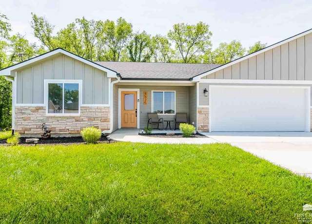 Property at 4635 Pierce Dr, Manhattan, KS 66502, 4 beds, 2 baths