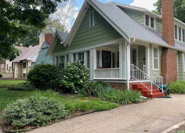 Property at 1708 Humboldt St, Manhattan, KS 66502, 4 beds, 3 baths