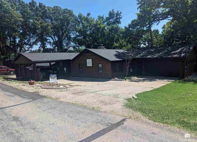 Property at 5720 Elbo View Dr. Dr, Manhattan, KS 66502, 4 beds, 3 baths